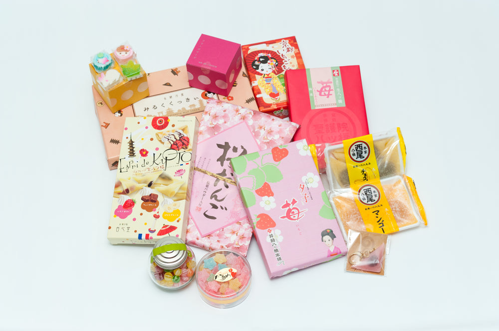 Omiyage Delights: A Guide to Japanese Souvenir Culture – Bokksu