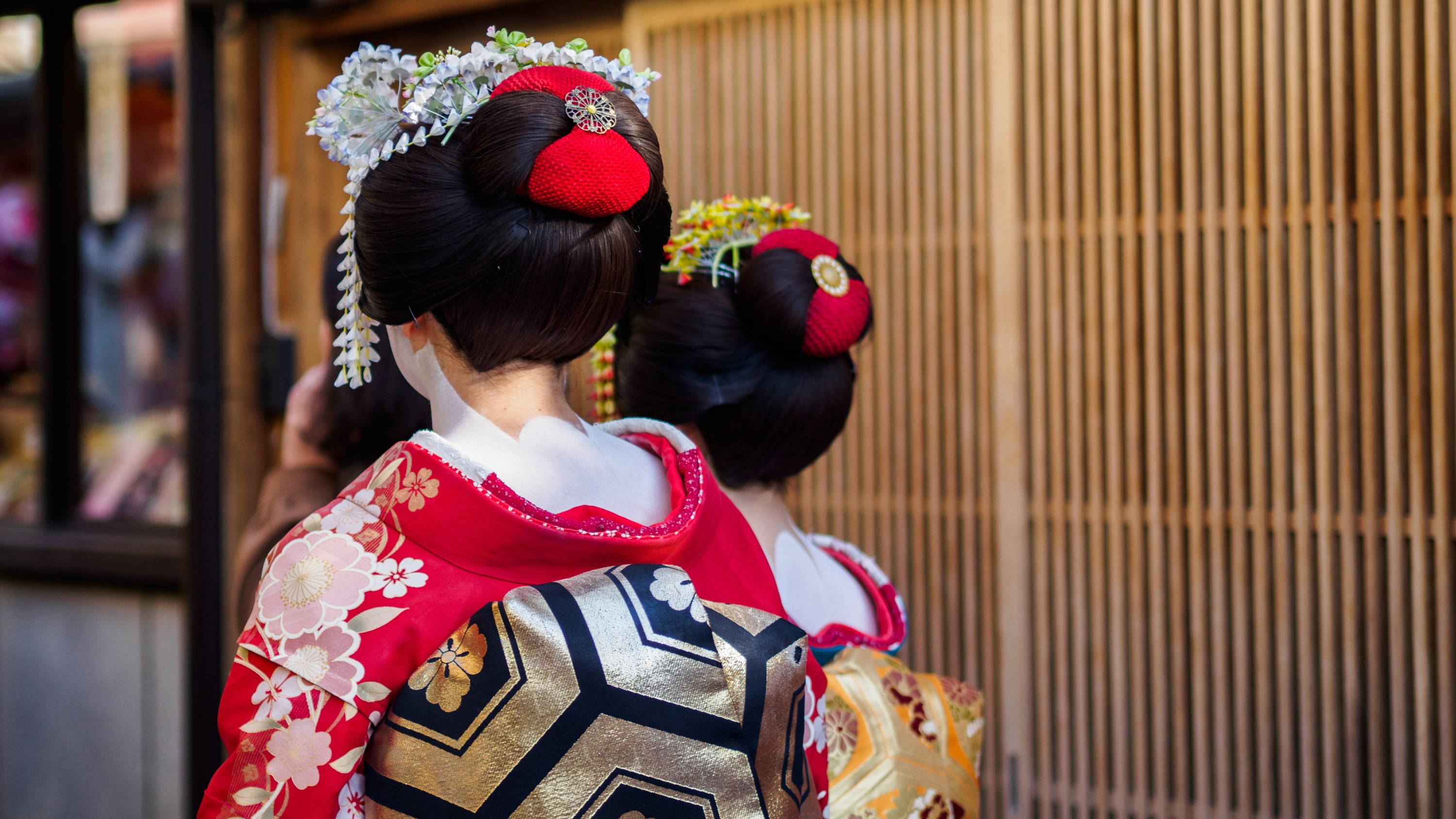 A Guide to Japanese Gift Giving Etiquette