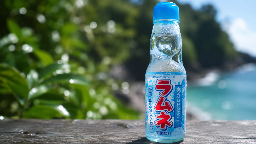 How to Open a Ramune Bottle (Super Easy!)