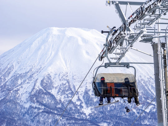 Japan’s Ski Town Snacks: Discover the Flavors of Niseko, Hakuba & Beyond