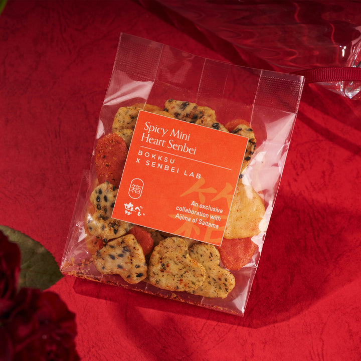 Spicy Mini Heart Senbei (1 Bag, 25g)