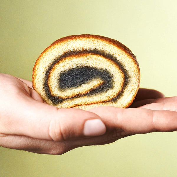 Black Sesame Roll Cake