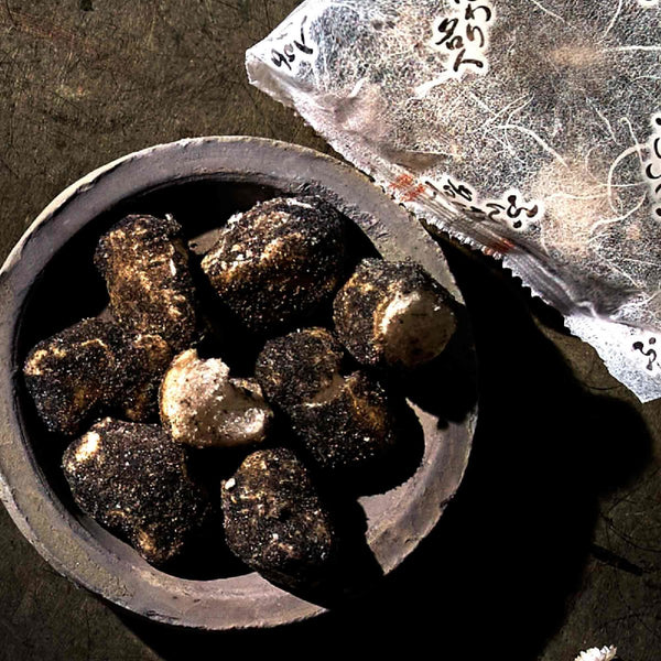 Funwari Meijin Mochi Puffs: Gomadare Mochi