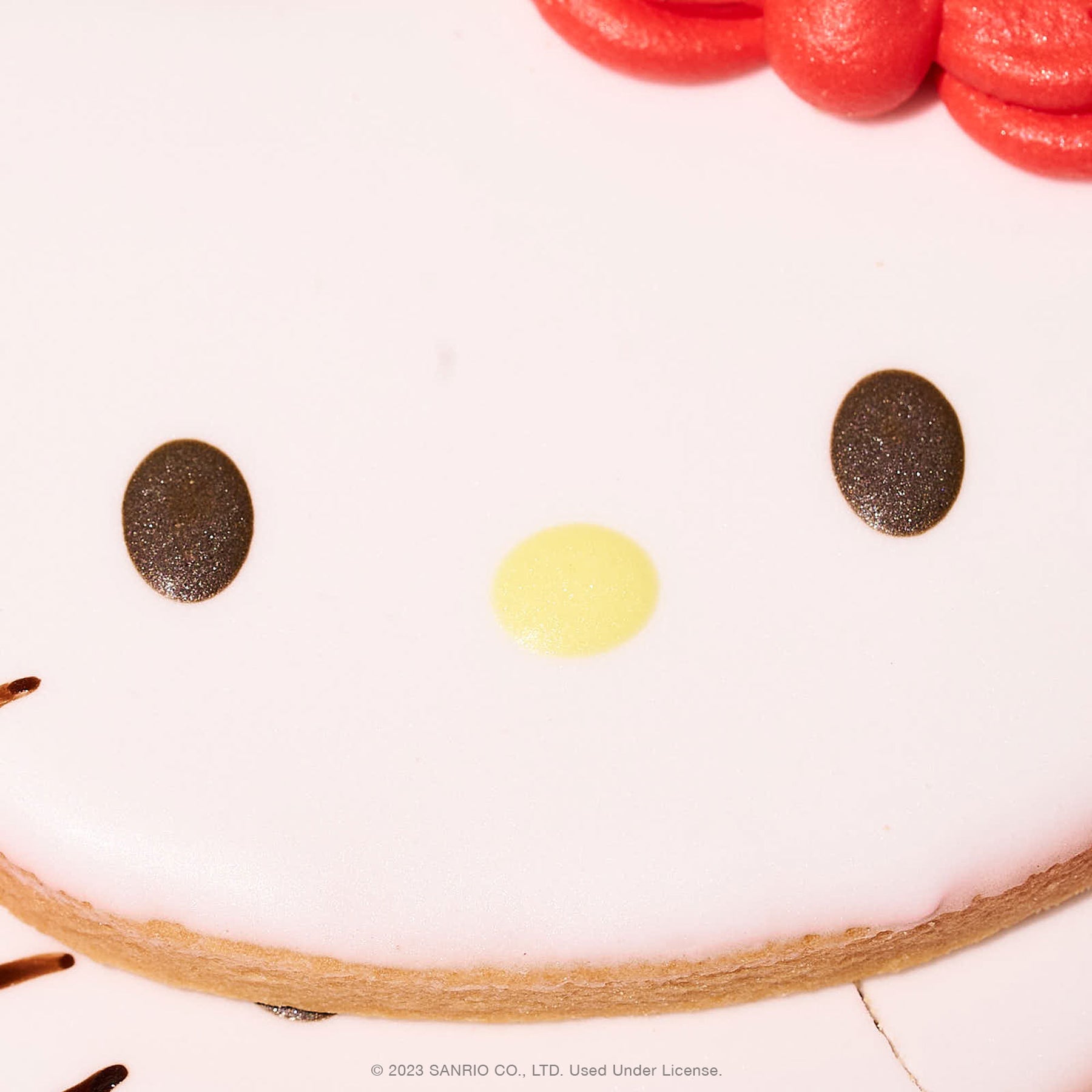 Hello Kitty Frosted Cookie (1 piece) – Bokksu