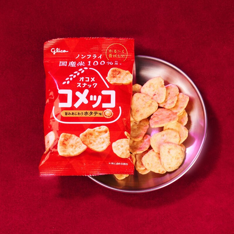 Komekko Rice Crackers: Scallop Flavor packaging